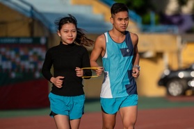 Sợi dây thay đôi mắt của những chân chạy "không thấy đường, chỉ nghe tiếng"