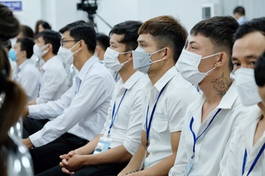 Đi làm việc ở nước ngoài là cơ hội thay đổi mà lao động nghèo ít quan tâm
