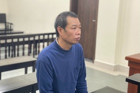 Đâm anh trai thấu ngực rồi ngồi đợi công an đến bắt