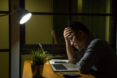 Chịu thiệt yêu bà mẹ đơn thân, tôi còn bị gia đình cô ấy "bắt nạt"
