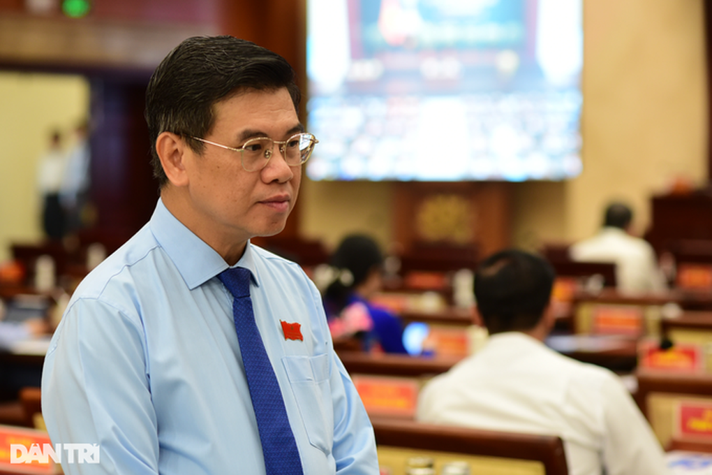 UBND TPHCM phân công công tác Chủ tịch và các Phó chủ tịch - 5 UBND TPHCM phân công công tác Chủ tịch và các Phó chủ tịch - 5