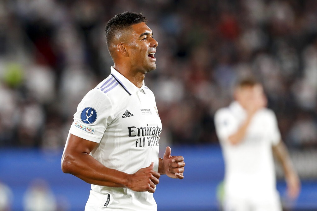 Real Madrid ra giá Casemiro 70 triệu euro với Man Utd Báo Dân trí