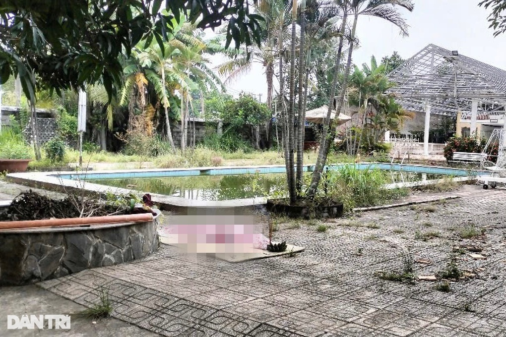 Bé trai 7 tuổi tử vong trong hồ bơi của căn biệt thự ở TPHCM - 1 Bé trai 7 tuổi tử vong trong hồ bơi của căn biệt thự ở TPHCM - 1