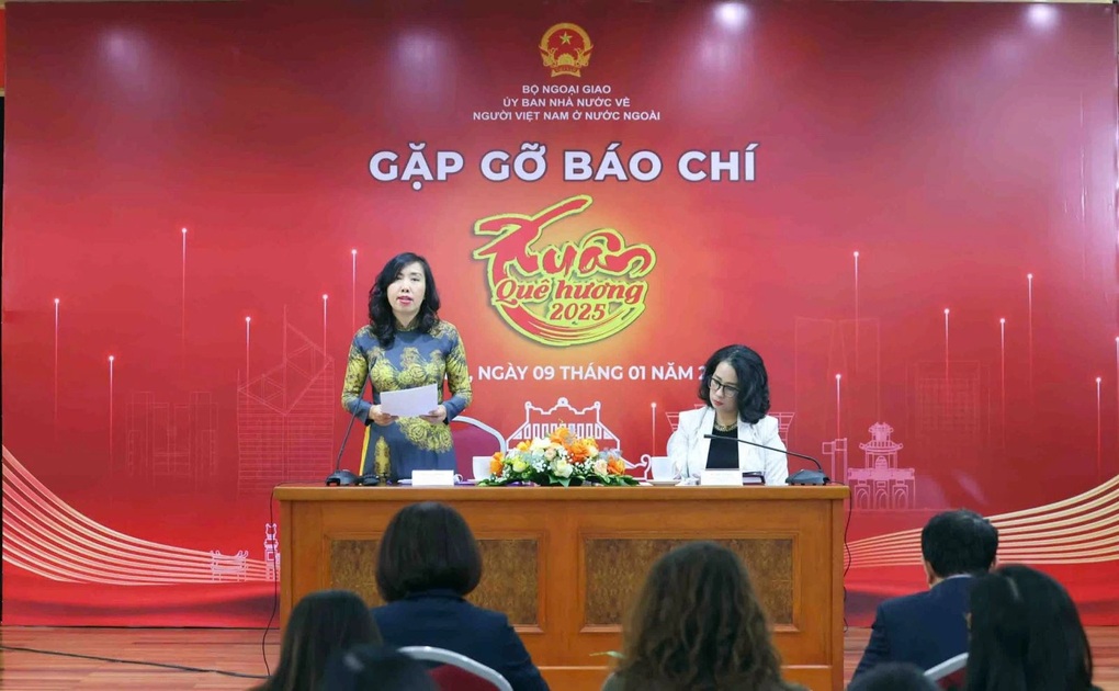 Khoảng 1.000 kiều bào về nước dự chương trình Xuân Quê hương - 1 Khoảng 1.000 kiều bào về nước dự chương trình Xuân Quê hương - 1