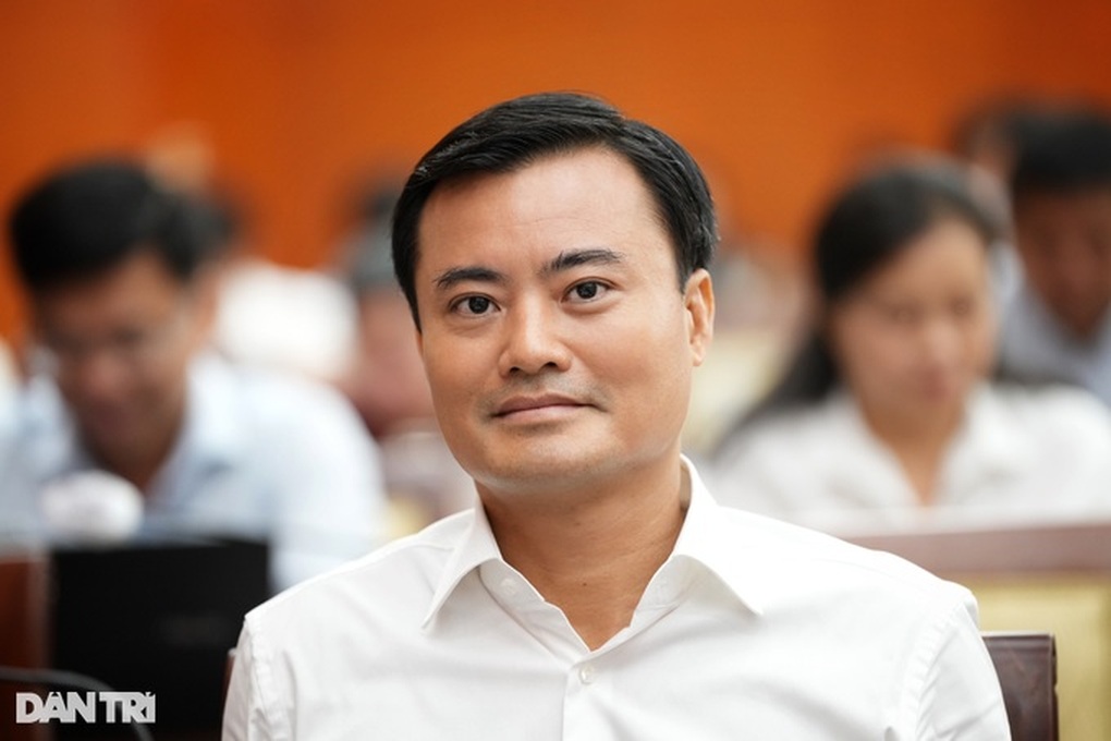 UBND TPHCM phân công công tác Chủ tịch và các Phó chủ tịch - 4 UBND TPHCM phân công công tác Chủ tịch và các Phó chủ tịch - 4