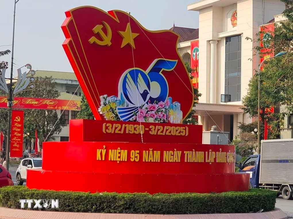 Các chính đảng, các nước gửi thư, điện chúc mừng nhân 95 năm Ngày thành lập Đảng - 1 Các chính đảng, các nước gửi thư, điện chúc mừng nhân 95 năm Ngày thành lập Đảng - 1