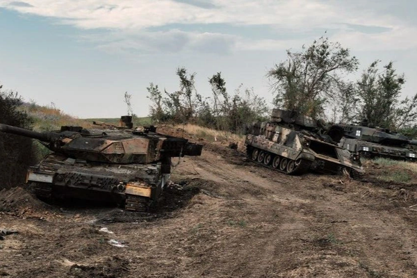 Xe tăng Leopard 2 Ukraine khai hỏa ở Avdiivka: Bắn rồi tẩu thoát cực nhanh