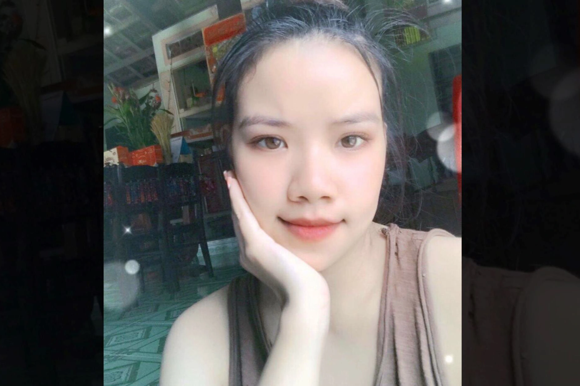 B T Hot Girl L A Xin Vi C Chi M O T T I S N B O D N Tr