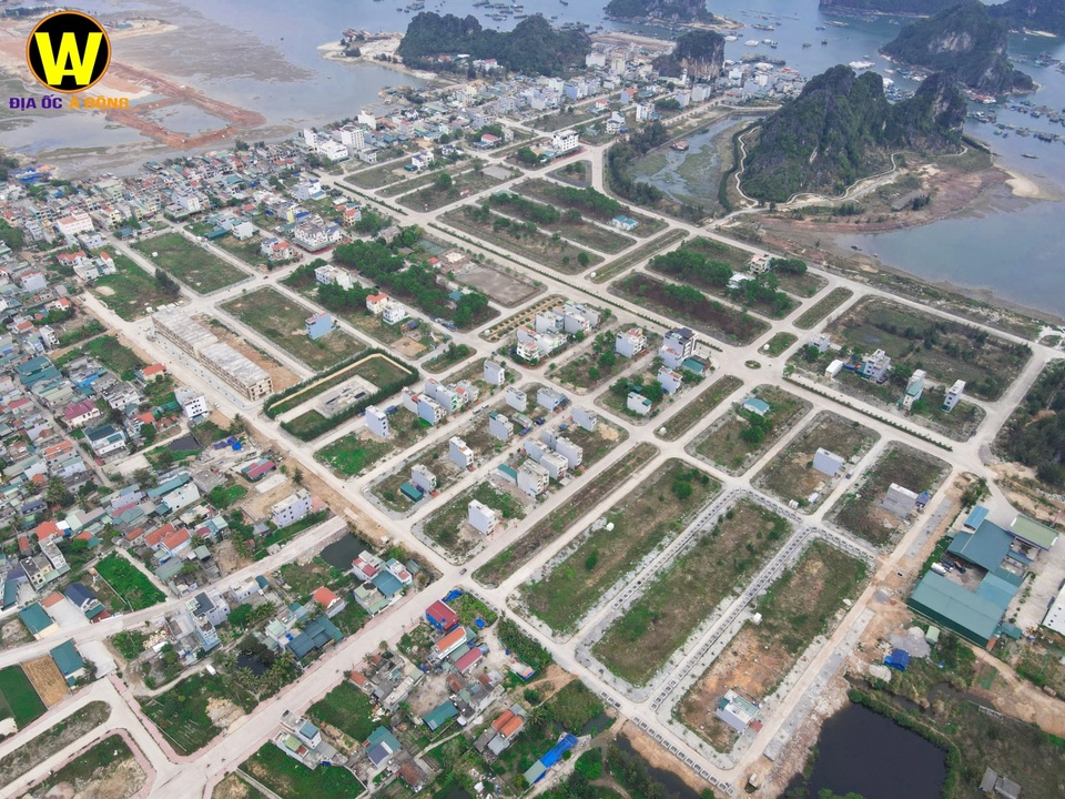 Ra mắt quỹ đất nền trung tâm thị trấn Cái Rồng Vân Đồn - 5 Ra mắt quỹ đất nền trung tâm thị trấn Cái Rồng Vân Đồn - 5