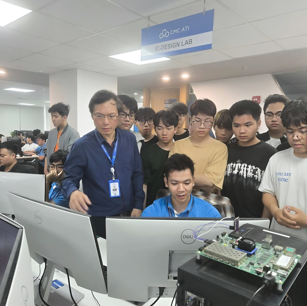 Học thiết kế vi mạch tại Đại học CMC: Cơ hội việc làm ngành bán dẫn rộng mở - 3 Học thiết kế vi mạch tại Đại học CMC: Cơ hội việc làm ngành bán dẫn rộng mở - 3
