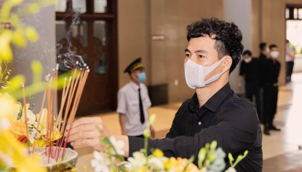 Xúc động dàn nghệ sĩ động viên NSND Minh Hằng vượt qua nỗi đau mất chồng - 3 Xúc động dàn nghệ sĩ động viên NSND Minh Hằng vượt qua nỗi đau mất chồng - 3