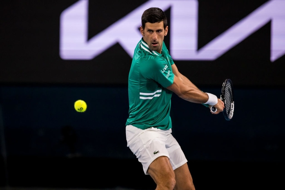 Australian Open: Đương kim vô địch Djokovic thắng dễ như đánh tập - 1 Australian Open: Đương kim vô địch Djokovic thắng dễ như đánh tập - 1