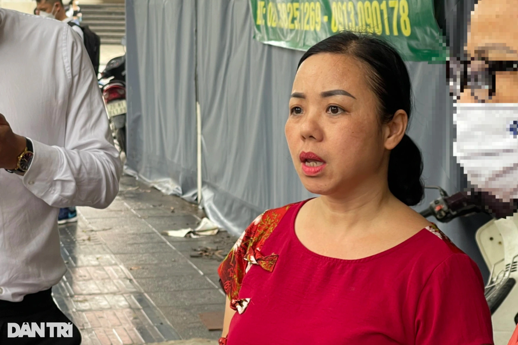 Nhân chứng bàng hoàng kể vụ án mạng trên phố Hàng Bài - 3 Nhân chứng bàng hoàng kể vụ án mạng trên phố Hàng Bài - 3