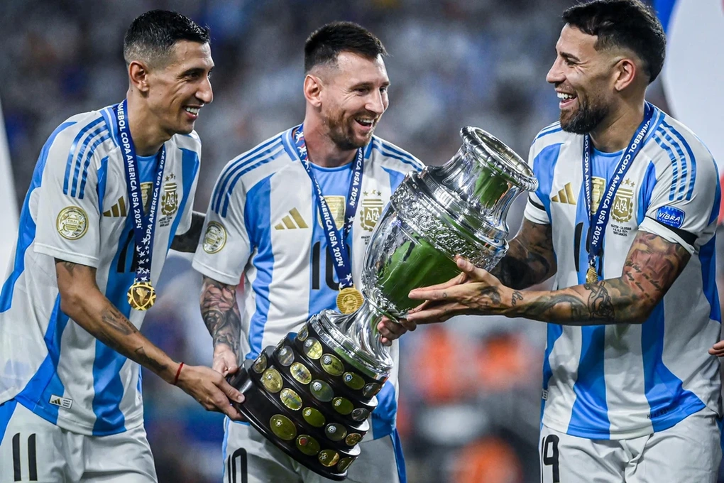 Messi did not return home to celebrate the championship, sent a message of gratitude to Di Maria - 2