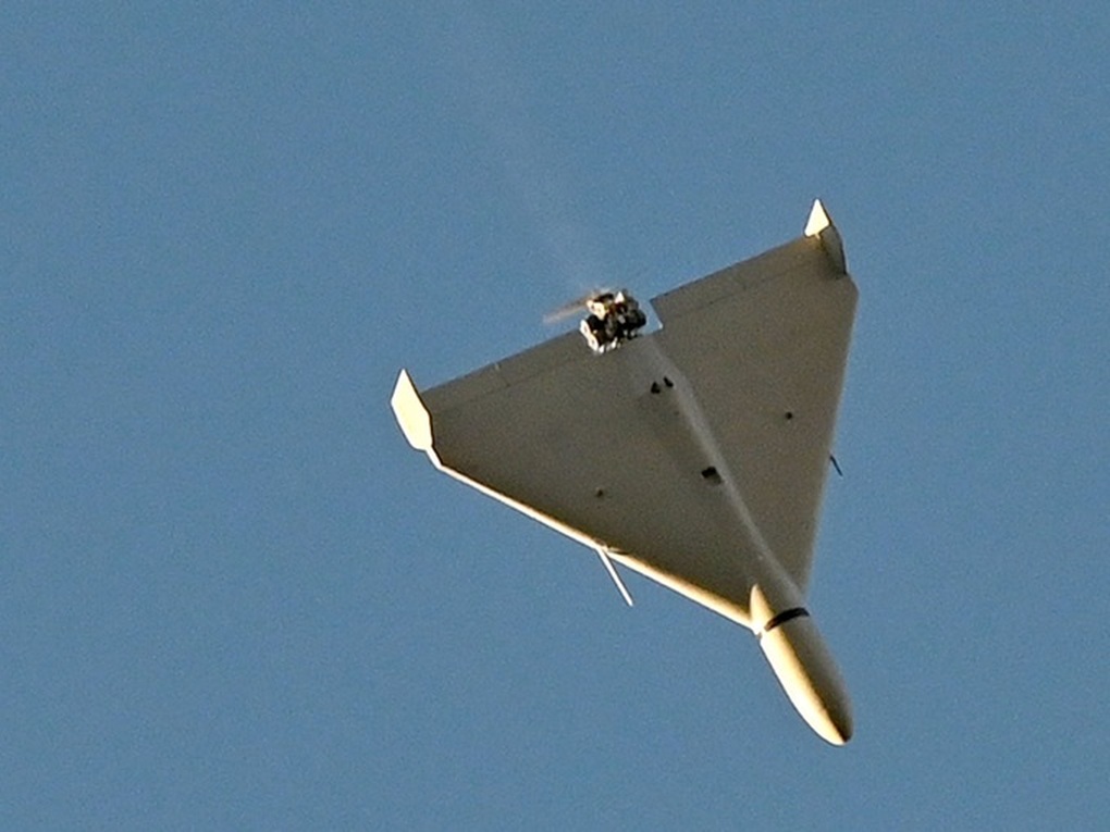 Ukraine nghi Iran sẽ chuyển cho Nga UAV tự sát tầm tấn công 2.000km - 1 Ukraine nghi Iran sẽ chuyển cho Nga UAV tự sát tầm tấn công 2.000km - 1