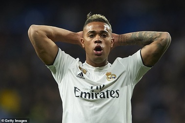 Real Madrid siết chặt kiểm tra y tế sau khi có cầu thủ nhiễm Covid-19
