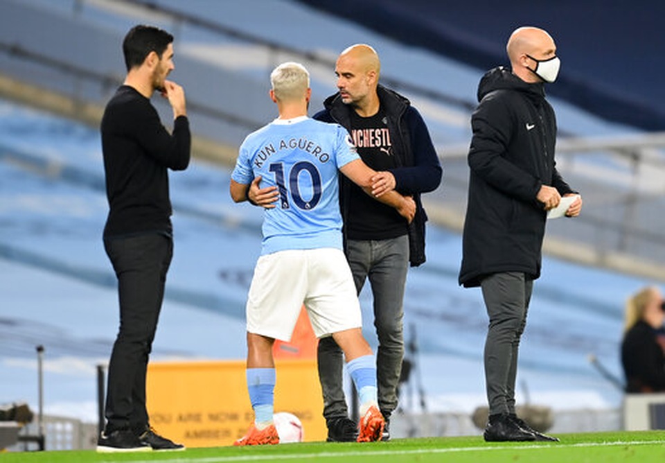 Man City 1-0 Arsenal: Sterling mang tới sự khác biệt - 5 Man City 1-0 Arsenal: Sterling mang tới sự khác biệt - 5
