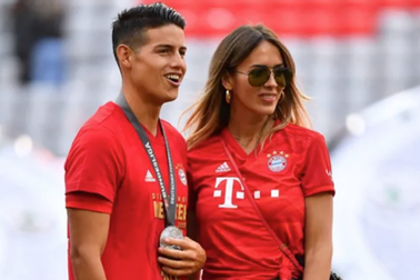 Ngắm cô bạn gái xinh đẹp bốc lửa của James Rodriguez