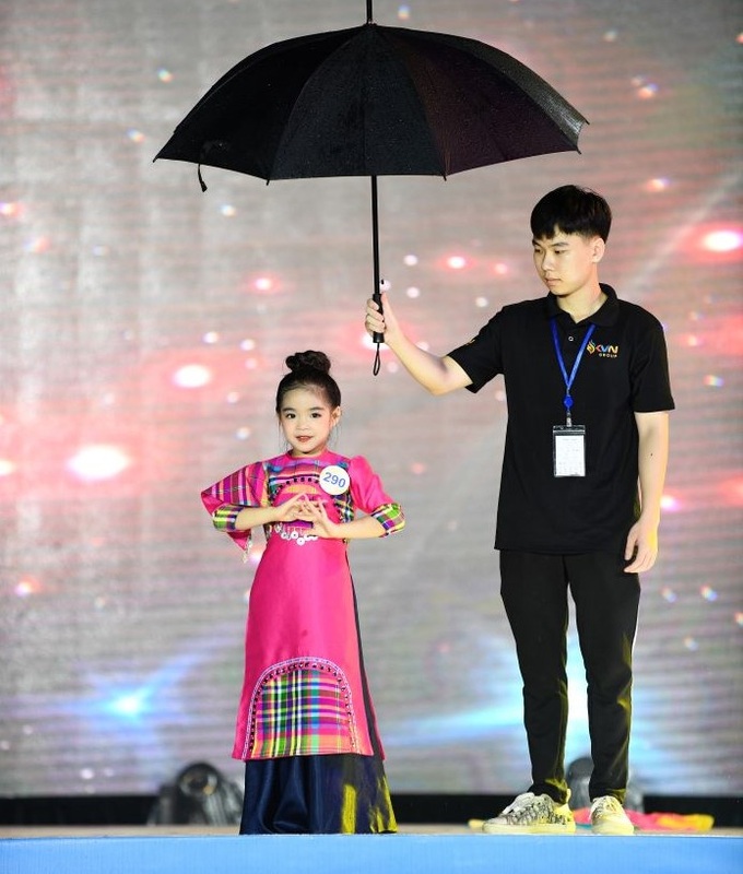 nhi bieu dien 3