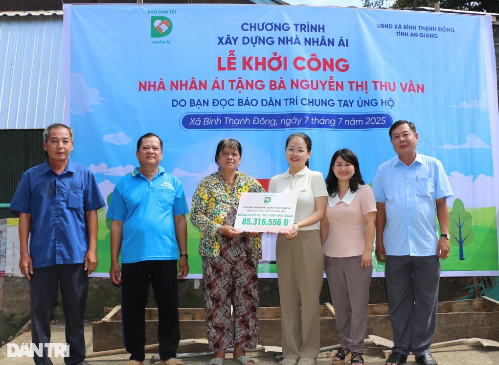 Khởi công và khánh thành 4 căn nhà nhân ái ở ĐBSCL - 2 Khởi công và khánh thành 4 căn nhà nhân ái ở ĐBSCL - 2