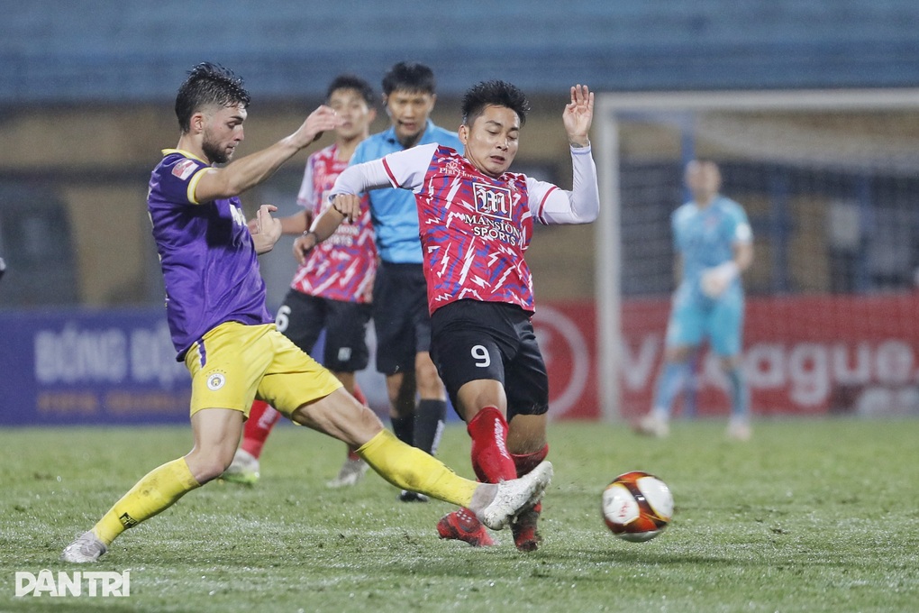 Văn Quyết lập công, Hà Nội FC thắng đậm TPHCM - 5 Văn Quyết lập công, Hà Nội FC thắng đậm TPHCM - 5