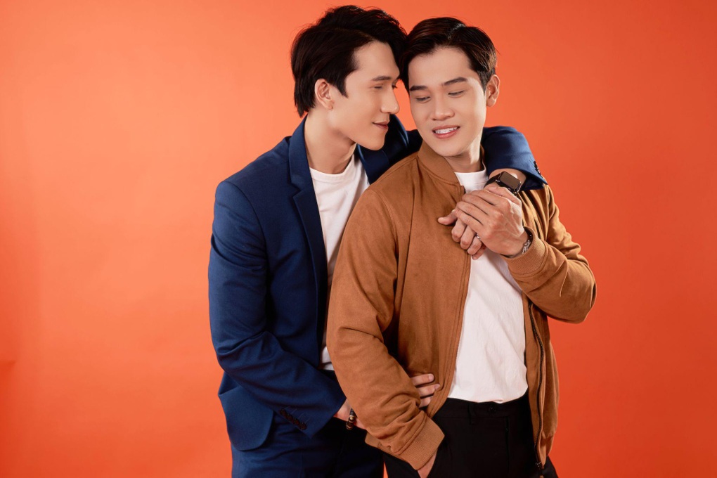 Những câu chuyện tình yêu thú vị vượt qua mọi giới hạn - 3 Những câu chuyện tình yêu thú vị vượt qua mọi giới hạn - 3