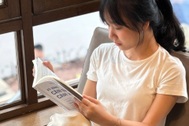 Sinh viên "đốt bạc triệu" ở quán cà phê: Học thật hay áp lực hình thức?