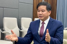 Người bệnh phải bán gà, bán lợn đi khám bệnh, đừng bắt mua thêm TPCN