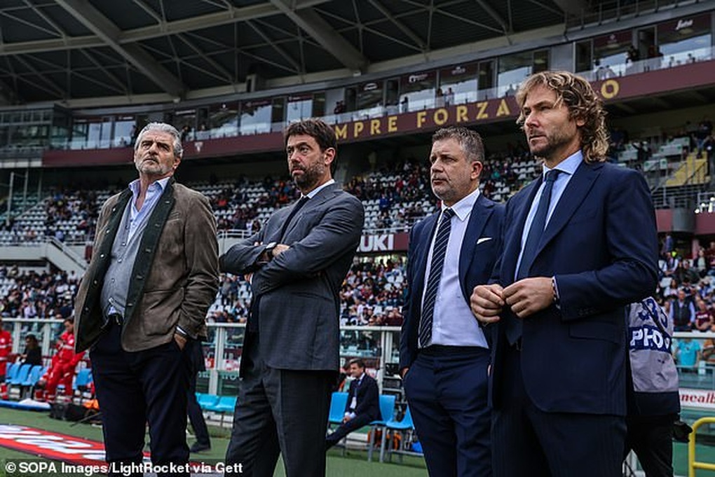 Toàn bộ Ban lãnh đạo Juventus bất ngờ từ chức - 1 Toàn bộ Ban lãnh đạo Juventus bất ngờ từ chức - 1