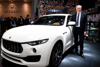 Maserati ra mắt chiếc SUV đầu tiên tại Moto Show 2016