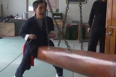 Môn công phu cực kỳ lạ, rợn người ở Trung Quốc