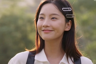 "Đi giữa trời rực rỡ" kết thúc đẹp nhưng chóng vánh, gây tiếc nuối