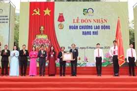 Trường Đại học Sư phạm Đà Nẵng được tặng Huân chương Lao động hạng Nhì