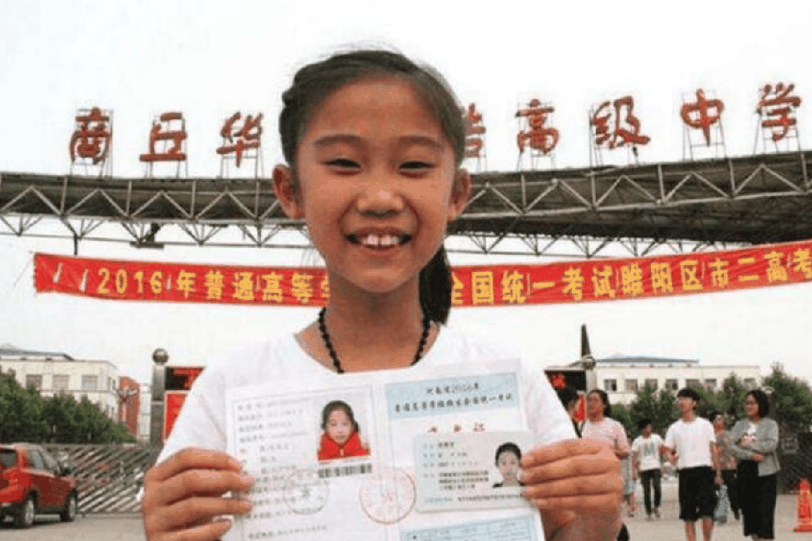 Cô bé 9 tuổi thi đại học từng gây sốt và bi kịch ít người biết - 2 Cô bé 9 tuổi thi đại học từng gây sốt và bi kịch ít người biết - 2