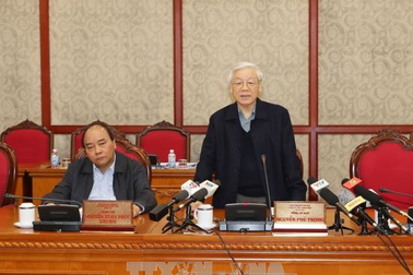 “Có việc đề bạt cán bộ kiểu thân quen ‘cánh hẩu’ để tạo vây cánh”