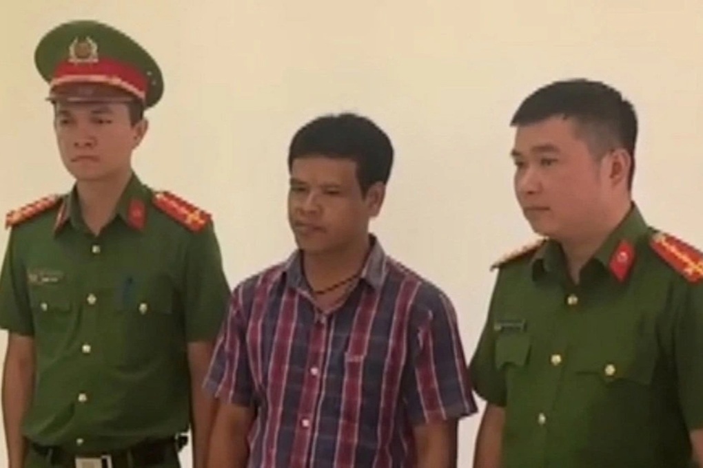 Bắt phó chủ tịch hội đồng nhân dân xã phá rừng để làm rẫy - 2 Bắt phó chủ tịch hội đồng nhân dân xã phá rừng để làm rẫy - 2