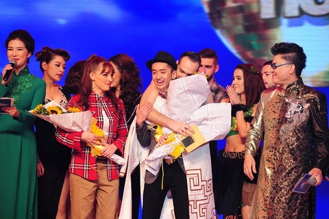 Tự sáng tác kịch bản, Dumbo vẫn bị loại khỏi Bước nhảy hoàn vũ