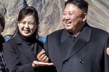 Những người Hàn Quốc hâm mộ nhà lãnh đạo Triều Tiên Kim Jong-un