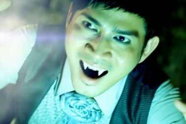 Quách Thành Danh “hóa” ma cà rồng