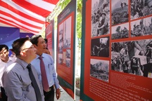 Trưng bày ảnh, tài liệu, hiện vật lịch sử báo chí