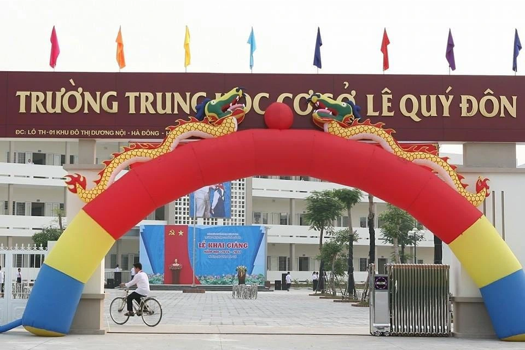 Hà Nội: Lớp 6 trường công 6 triệu đồng/tháng do trường tự chủ tài chính? - 1 Hà Nội: Lớp 6 trường công 6 triệu đồng/tháng do trường tự chủ tài chính? - 1