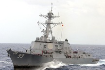 Hải quân Mỹ bắn cảnh báo tàu Iran