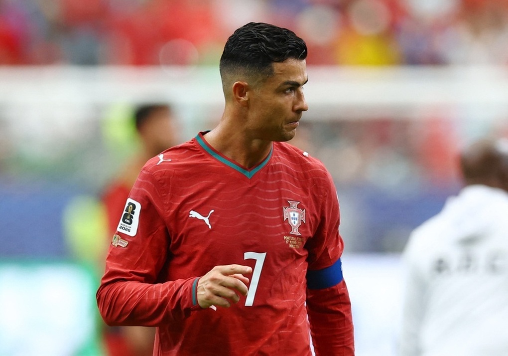 C.Ronaldo lên tiếng trước thông tin bị tẩy chay ở tuyển Bồ Đào Nha - 2