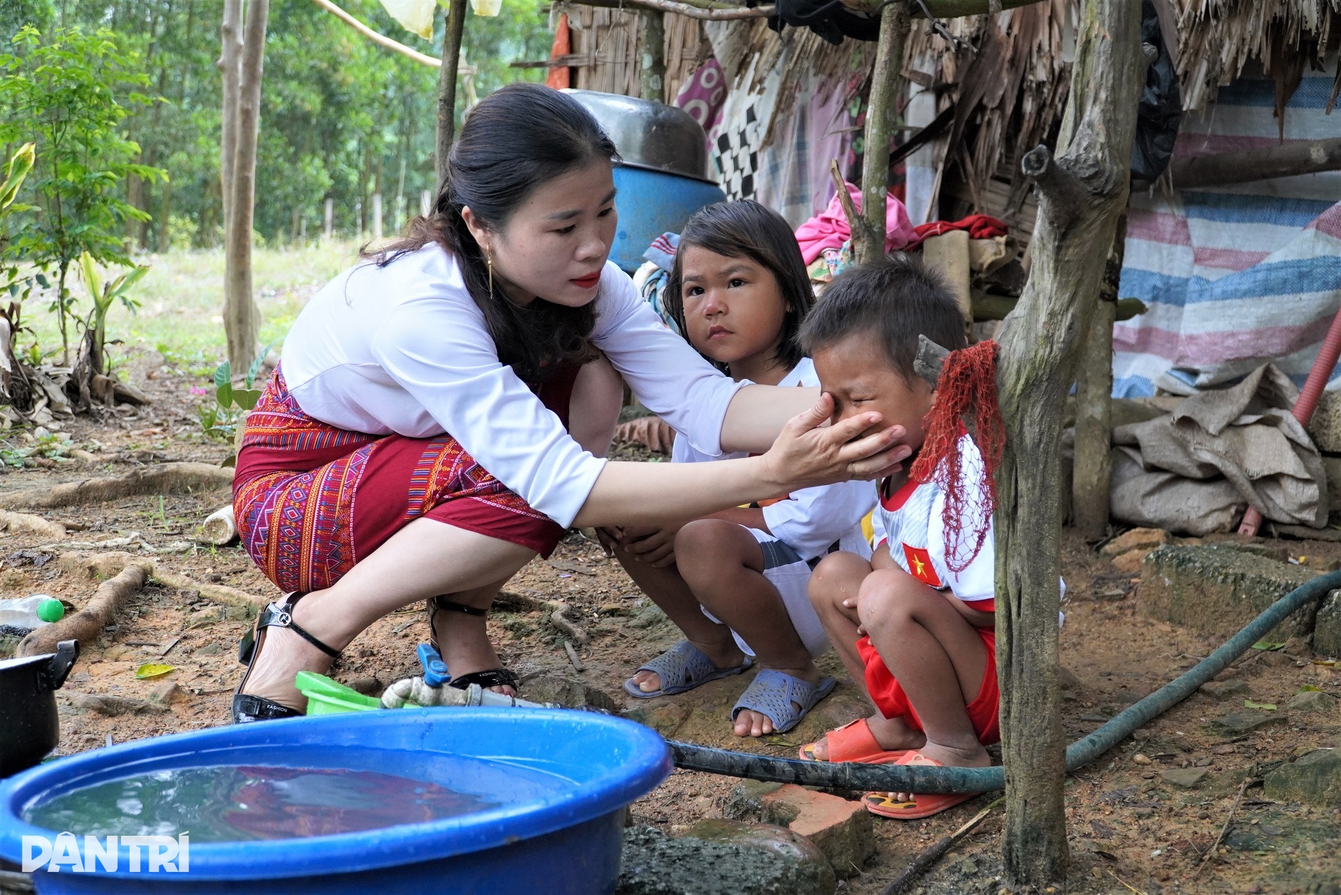 Nguyên ơi, Ly ơi, dậy đi khai giảng nào các con! - 7 Nguyên ơi, Ly ơi, dậy đi khai giảng nào các con! - 7