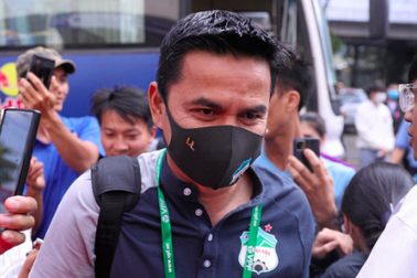 Báo Thái Lan: "Cơn sốt Kiatisuk giúp V-League hồi sinh ở Đông Nam Á"