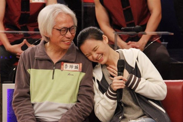 Xôn xao thông tin vợ trẻ kém 39 tuổi của cố nhạc sĩ Lý Khôn Thành qua đời