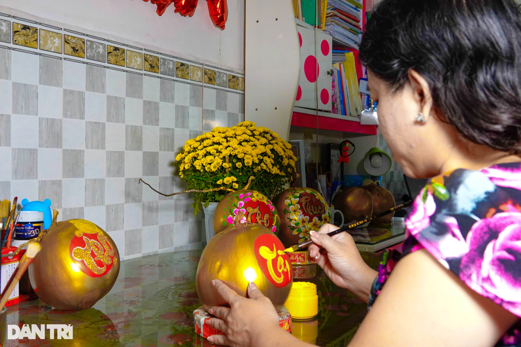 Cô giáo Tây Đô trổ tài trang điểm cho trái cây chưng Tết ai thấy cũng mê - 4 Cô giáo Tây Đô trổ tài trang điểm cho trái cây chưng Tết ai thấy cũng mê - 4
