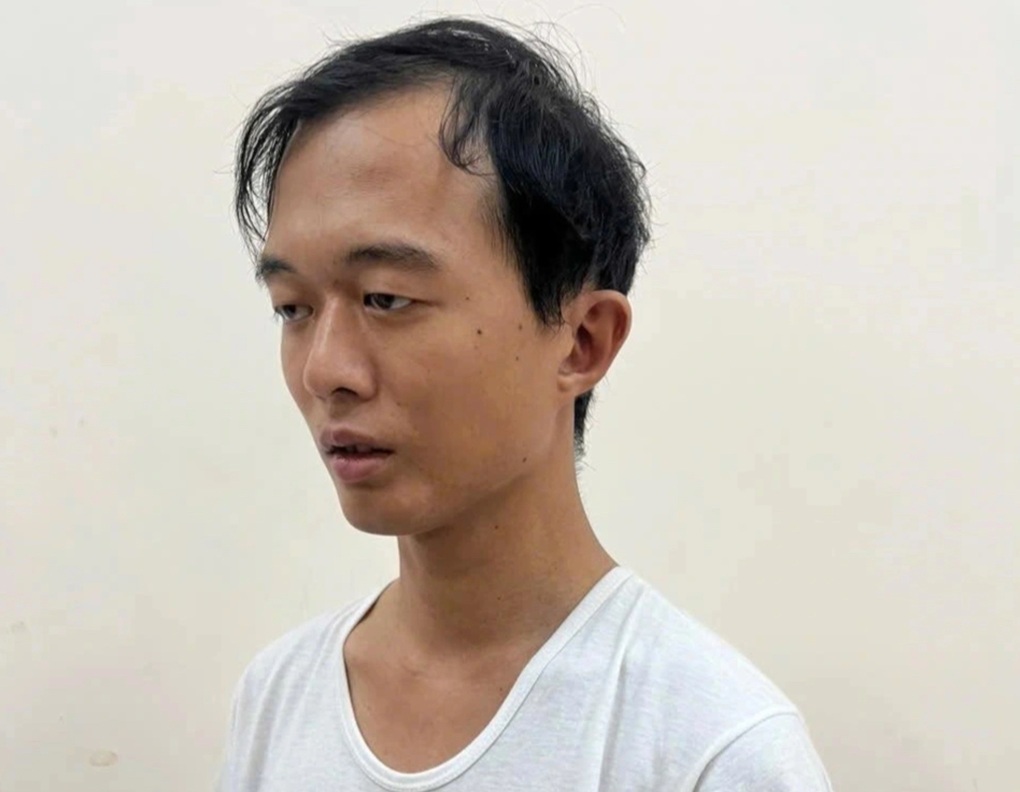 Sự thật về người đàn ông trong vai tài xế xe ôm công nghệ giao hàng - 1 Sự thật về người đàn ông trong vai tài xế xe ôm công nghệ giao hàng - 1