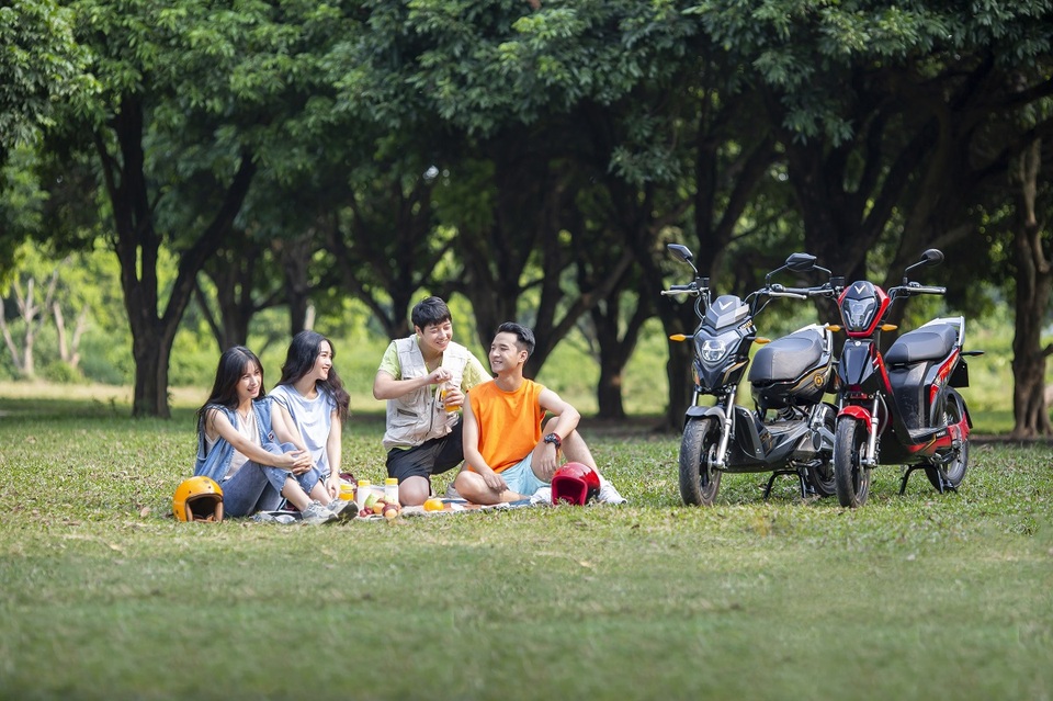Khi các thế hệ bắt tay cùng nhau vì tương lai xanh - 2 Khi các thế hệ bắt tay cùng nhau vì tương lai xanh - 2