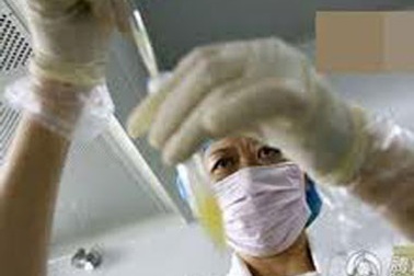 Cả người cho và người nhận tinh trùng, noãn đều phải xét nghiệm HIV